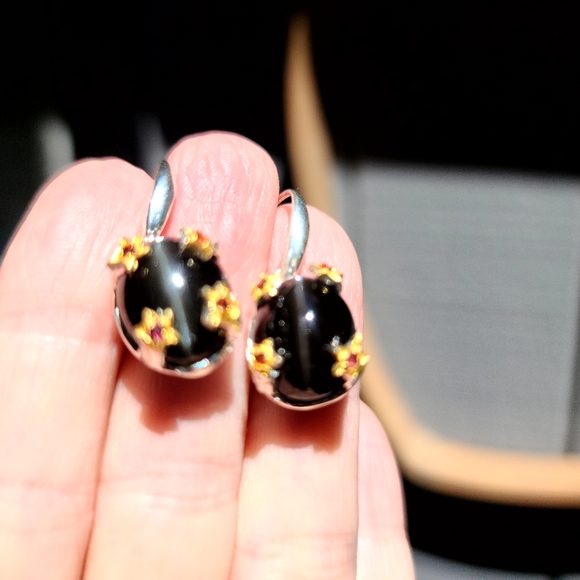 Cats Eye &Rhodolite sterling & gold STUNNING earrings - Picture 3 of 5